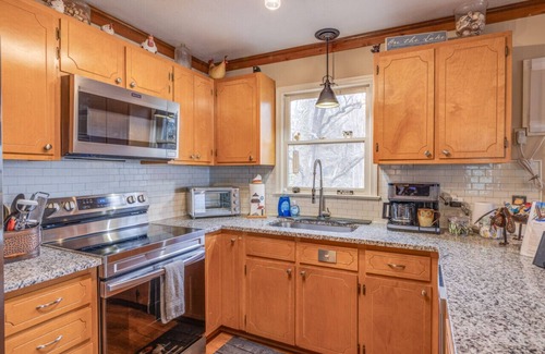 Stanardsville Cabin | Waterfront Cabin 20 Mins to National Park & Massanutten!