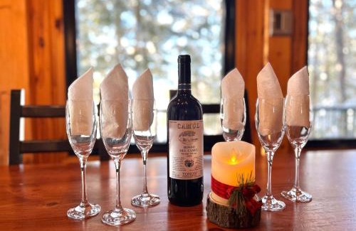 Chertsey Ski Chalet | Waterfront Chalet - Serendipity Hideaway - Swim, Paddleboards, Cozy Firepit, Family-Friendly, WiFi