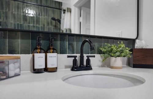 Wilmington Apartment | Waterfront condo and Whiteface Mountain Views