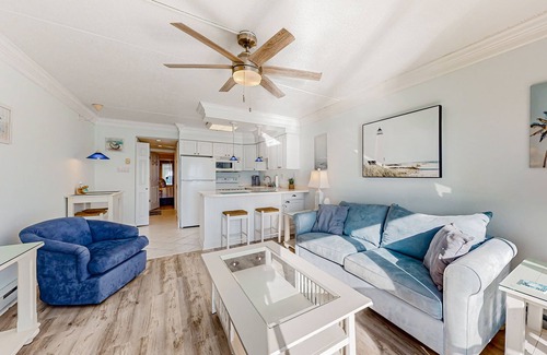 North Ocean City Condo | Waterfront condo near the beach with bay view, pool, tennis, & balcony