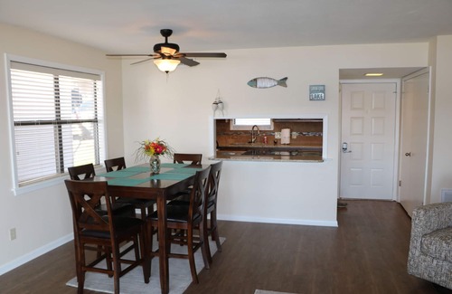 Lake Hamilton Condo | Waterfront Condo, Great Views, and Great Location.