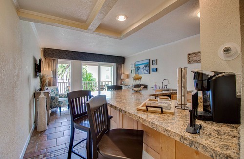 Rocky Point Condo | Waterfront condo with sunset views of Tampa Bay.