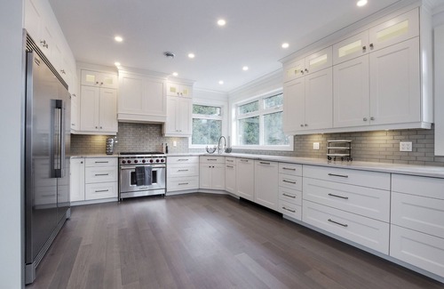 Dunnville Cottage | Waterfront Cottage near Niagara Wine Region - Pool, Hot Tub, Fire Pit