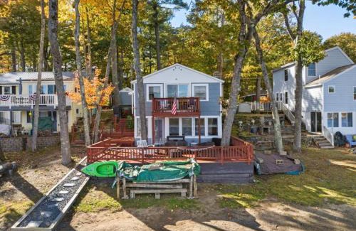 Acton Apartment | Waterfront Cottage