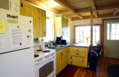 Arrowsic Cottage | Waterfront Cottage with Screened Porch surrounded by conservation land