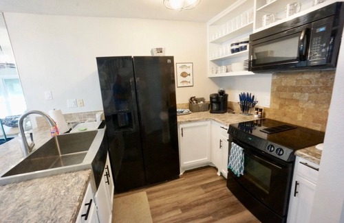 Port O Connor House | WATERFRONT Dockside close to ICW