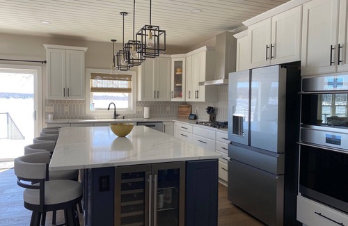 Tichigan House | Waterfront Executive Home sleeps 14