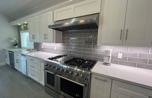 Plantation Tropical Park House | Waterfront Florida Keys Home with Boat Dock and Hot Tub!