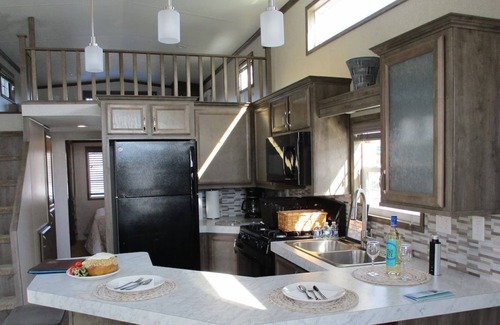 Bridgewater Boat Rental | Waterfront Glamping Escape Cozy Floating Cottages on the Peaceful Beaver River