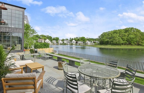 Rowayton House | Waterfront home in heart of Rowayton with dock and beach access