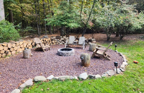 Cresco House | Waterfront Home in the Poconos, Dog friendly