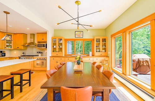 Belmont House | Waterfront Home - Mid Coast Maine near Camden and Belfast