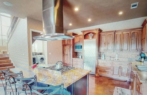 Lakeview  Jefferson County House | Waterfront home, Private Pool, private dock, 30 min from 5 star resort,