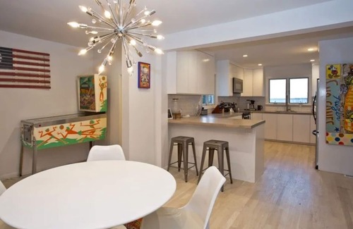 Clearwater Beach House | Waterfront house with brand new pool. Cozy home pet and family friendly.