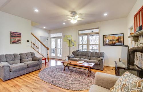 Windwood Coves House | Waterfront Lake Anna Home Kayaks and Private Dock