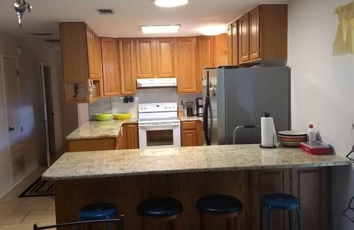 Tow House | Waterfront Lake Buchanan!