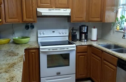 Tow House | Waterfront Lake Buchanan!