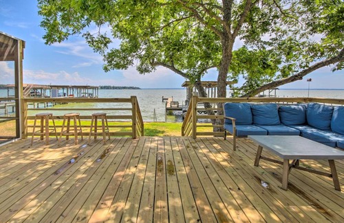 West Livingston House | Waterfront Livingston Home with Dock and Porch!