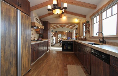 McDonald House | Waterfront Lodge; Marshall on Tomales Bay