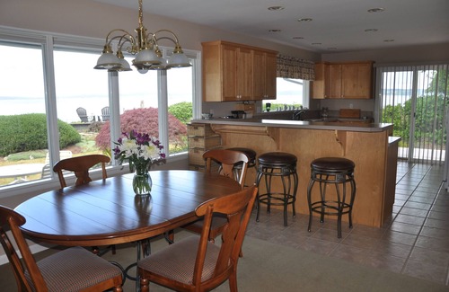 Hansville House | Waterfront - Low bank sandy beach.walk to the Point No Point Lighthouse