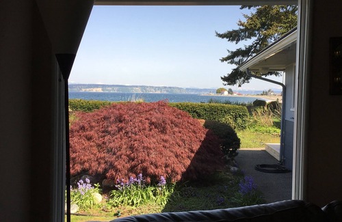 Hansville House | Waterfront - Low bank sandy beach.walk to the Point No Point Lighthouse
