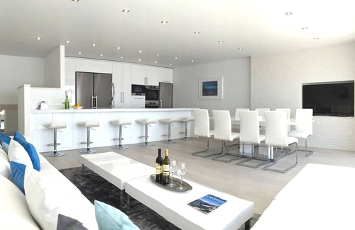 Podgora Villa | Waterfront, Luxurious Villa, with Pool and 360 degree views! VillaMelCroatia