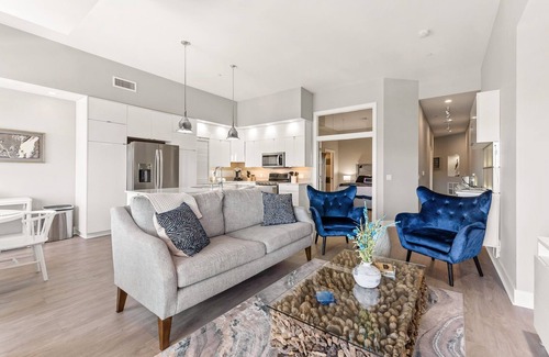 Grand Haven Condo | Waterfront, Musical Fountain, Lake MI views, luxury condo downtown
