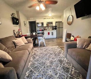 Interchange Square Apartment | Waterfront Oasis! Minutes to beaches/downtown!