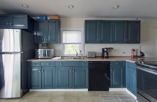 Portsmouth Apartment | Waterfront Paradise Above the Coven