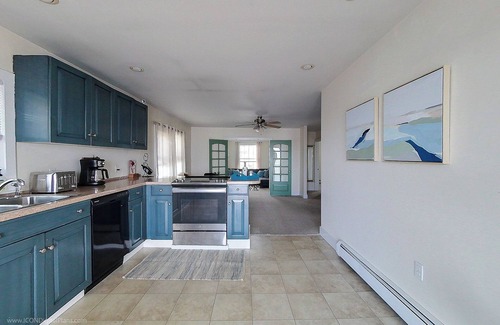 Portsmouth Apartment | Waterfront Paradise Above the Coven