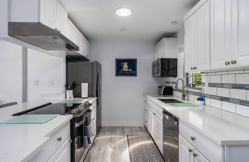 East Naples House | Waterfront Retreat in the Heart of Naples!