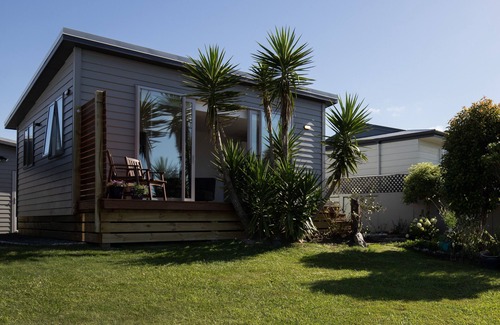 Westport House | Waterfront Retreat - Westport Self-Contained Unit