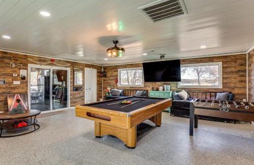 Quinlan House | Waterfront Retreat with Dock on Lake Tawakoni!