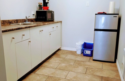 Alert Bay Apartment | Waterfront Sitka Suite at Gordie's Central Steps to Shops Ocean Views