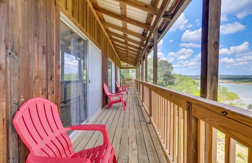Spicewood House | Waterfront Spicewood Home Deck, Fire Pit and Grill