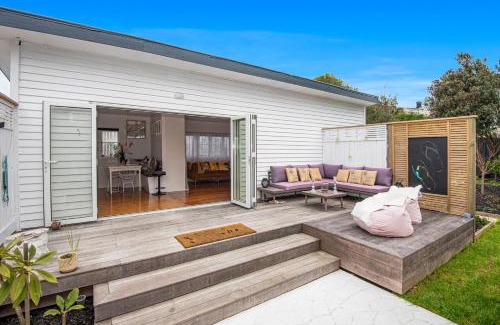 Ngunguru House | Waterfront Sunsets Studio