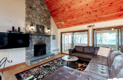 Naples House | Waters Edge Escape