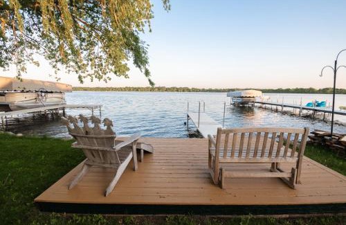 Waverly House | Waters Edge Retreat