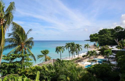 Old Trees Bay Apartment | Waterside 306 apts by Bluescape