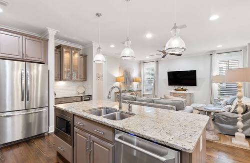 WaterSound West Beach House | Watersound West - Golf Cart - 4 Bikes - Pet Friendly