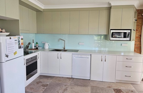 Batemans Bay Apartment | Waterview apartment in Batemans Bay