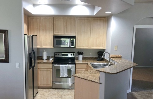 Fox Crossing Condo | Waterview Condo in Chandler/Ocotillo