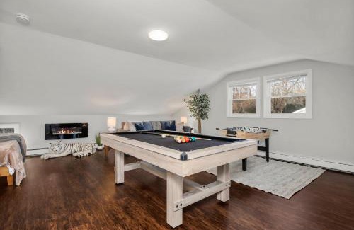 Cove - East Side - Shippan House | Waterview house walking distance from Cove Beach-5 mins to downtown-only 40 min to NYC