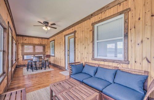 Watkins Glen House | Watkins Glen Lakeview Cottage with Waterfall!