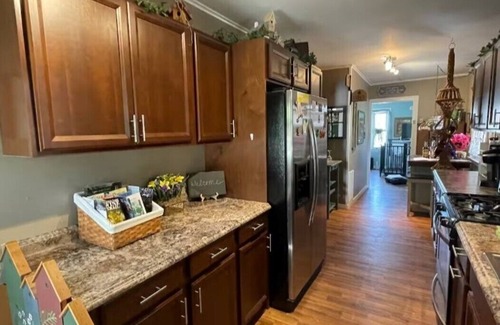 Watkins Glen House | Watkins Glen Village, Walk to Gorge & Downtown!