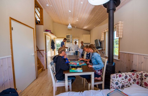 Sønderstrand Cabin | Wattenmeerhütte 25m2 for about 2 adults and 4 children