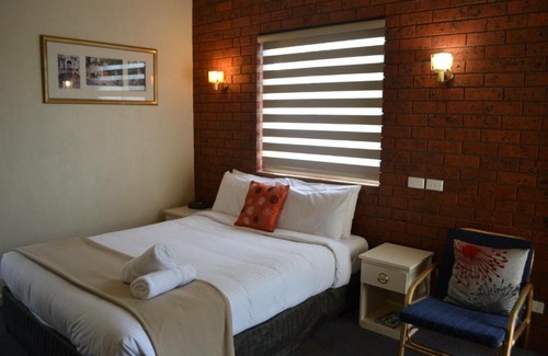 Seymour Hotel | Wattle Motel