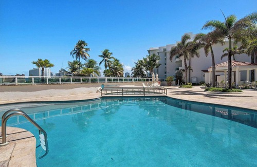 Puerta de Tierra Apartment | Wave Front Escape | Trendy Studio in Condado