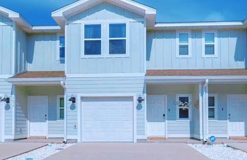 Gulf Breeze Apartment | Wave of Gold , brand new beautiful townhome 3bed room 3 bathroom