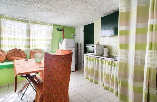 Salamis House | Wavedance Accommodation (Dionysos)